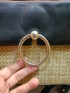 Stylish Straw and Leather Handbag
