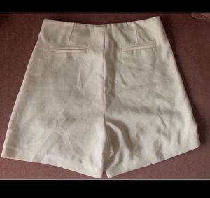 Chic White Skort