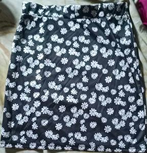Cute Daisy Print Mini Skirt