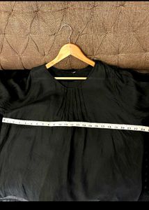 Chic Black Pleated Top