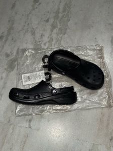 🔥 ORIGINAL CROCS CLASSIC CLOGS – BLACK 🔥