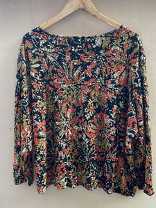 Chic Floral Print Long Sleeve Top