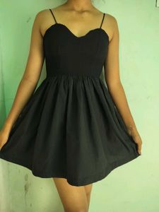 Chic Black Spaghetti Strap Dress