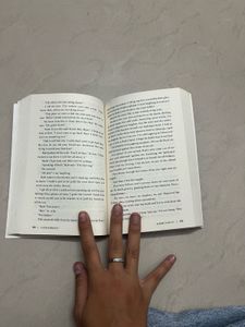 It Ends With Us by Colleen Hoover
