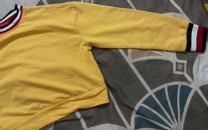 Yellow Crew Neck Sweatshirt