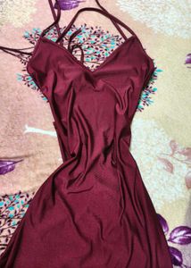 Maroon shoulder straps maxi dress