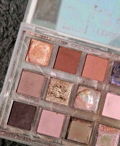 Rose Quartz Eyeshadow Palette