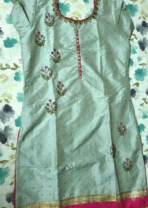 Beautiful Kurti And Patiala Never Used