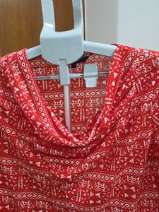 Willis Sport Red &amp; White Printed V-Neck Top