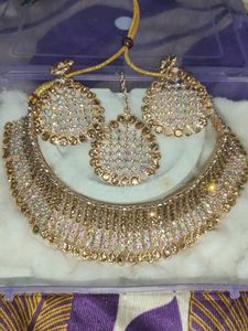 Full Necklace With Freebie