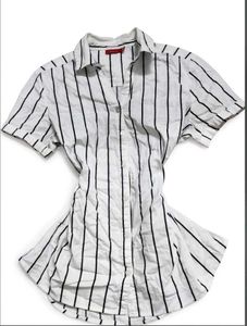 Y2K Vibe Alert: Trendy Striped White Body-Fit Shir