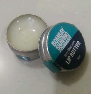 Lip Balm Lot + FREE LIPSTICK BOX WORTH RUPEES 2000