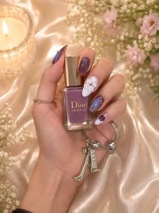 Floral Press-On Nails