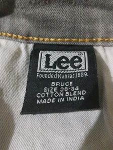 Stylish Men's Grey Trousers