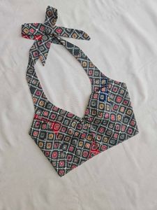 Bandhani halter neck top