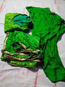 Vibrant Green Bandhani Kurta set