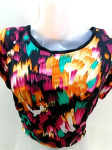 Abstract Print Cropped Top