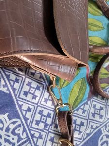 Chic Brown Croc Embossed Handbag