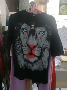Lion Print Tee