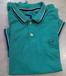 boys Green Polo T-Shirt..