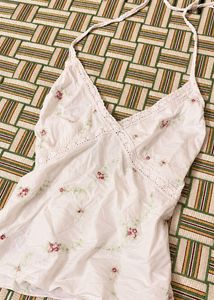 Vintage 2000s Embroidered Rosebud Cami