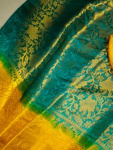 Soft Pattu Saree With Unstitched Blouse Piece