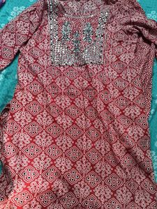 Embroidered Red Ethnic kurta set