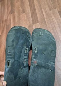 Donating Men Leather Sandals