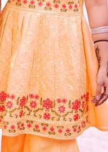 Beautiful Embroidered Kurta Set