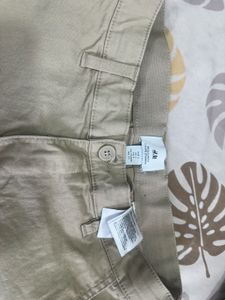 H&amp;M Khaki Regular Fit Pants