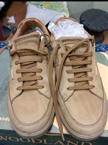 Woodland Brown Leather Sneakers