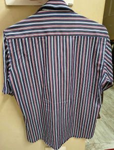 Classic Vertical Striped Short Sleeve Shirt