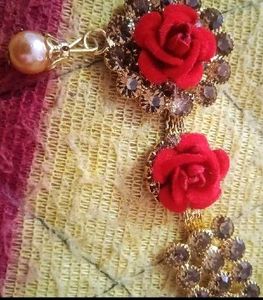 Elegant Red Rose Jewellery Set