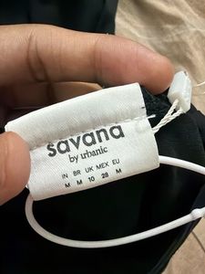 Savana Chic Black Sleeveless Top