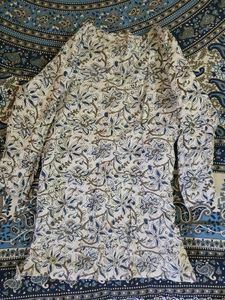 Beautiful Floral Print Kurta