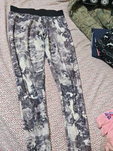 Patterned Leggings