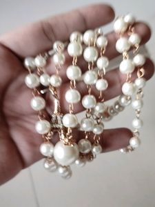 BEAUTIFUL LONG PEARL CHAIN