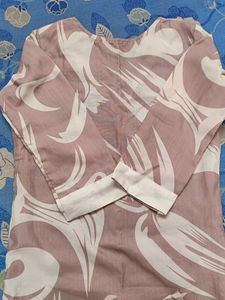 Stylish Printed Kurta set with Lace Neckline