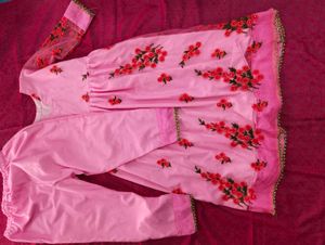 free gifts inside 🎁🎁🎁Beautiful Pink Embroidered