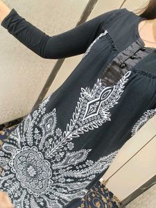 Stylish Black &amp; White Printed Dress