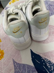 nike air sneakers