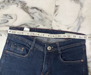 ‘’levis’’ blue Denim Jeans