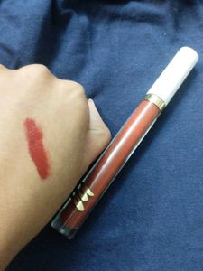 Myglamm Rust And Brown Matt Liquid Lipsticks