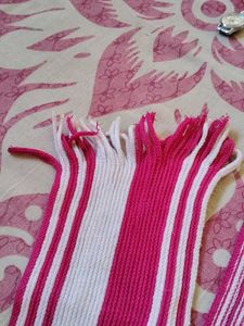 118.Pink &amp; White Striped Scarf