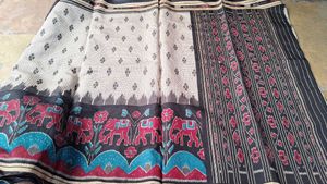 Elegant Cream &amp; Black Saree