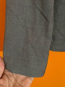 Shoulder-16 inches Grey Single Button Blazer