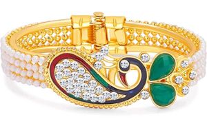 Elegant Gold-Plated Bangle