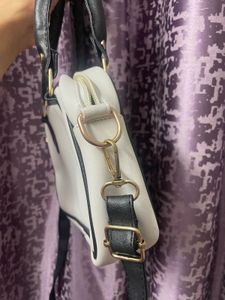 Chic White &amp; Black Handbag