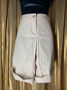 Chic Beige Wide-Leg Cropped Pants