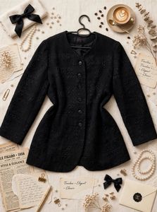 Elegant Black Textured Blazer🖤